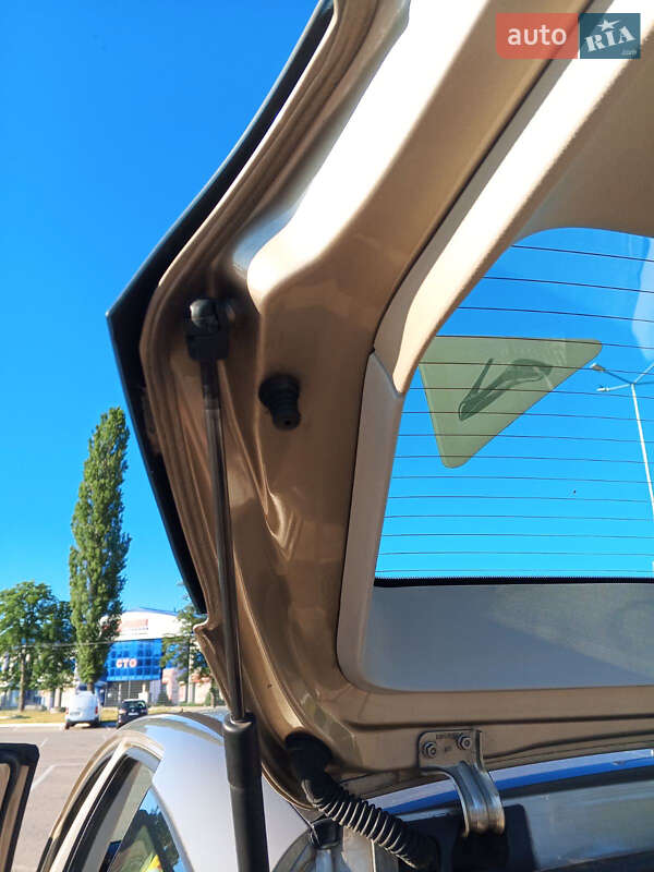 Хэтчбек Mercedes-Benz A-Class 2004 в Житомире
