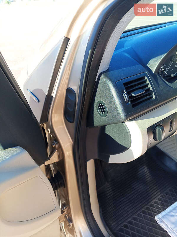 Хэтчбек Mercedes-Benz A-Class 2004 в Житомире