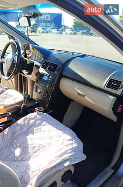 Хэтчбек Mercedes-Benz A-Class 2004 в 