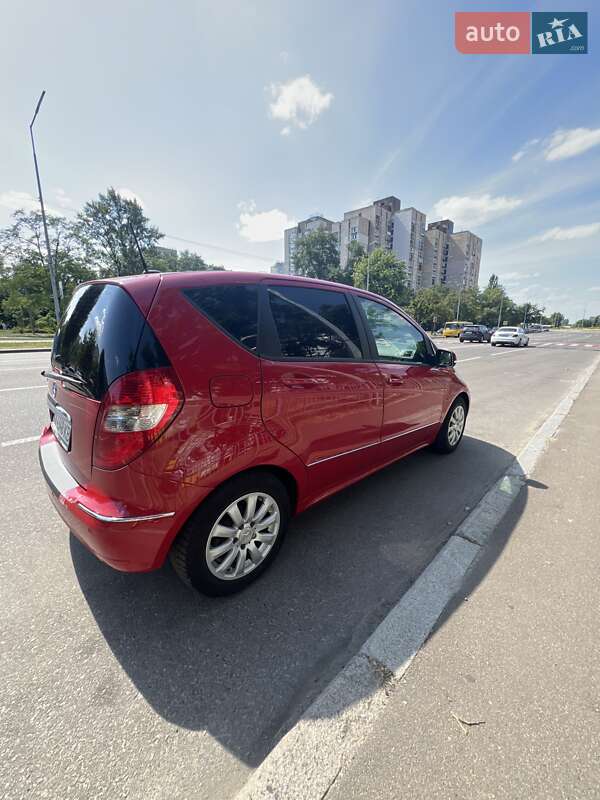 Хэтчбек Mercedes-Benz A-Class 2011 в Киеве фото 12 Хэтчбек Mercedes-Benz A-Class 2011 в Киеве