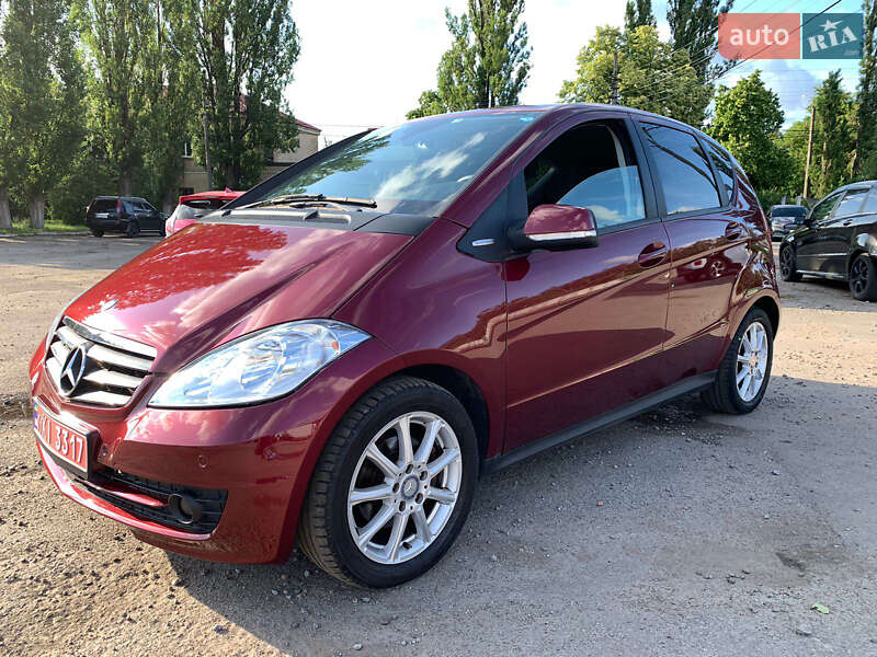 Хэтчбек Mercedes-Benz A-Class 2010 в Киеве
