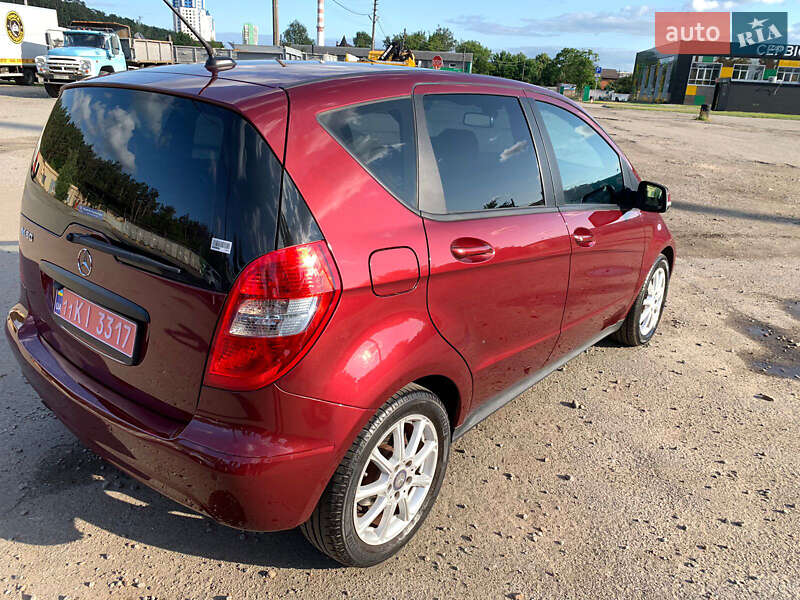 Хэтчбек Mercedes-Benz A-Class 2010 в Киеве