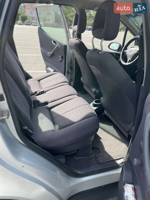 Хэтчбек Mercedes-Benz A-Class 2002 в Кропивницком фото 12 Хэтчбек Mercedes-Benz A-Class 2002 в Кропивницком