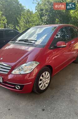 Mercedes-Benz A-Class 2011