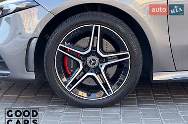 Хэтчбек Mercedes-Benz A-Class 2020 в 