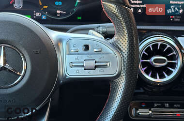 Хэтчбек Mercedes-Benz A-Class 2020 в 