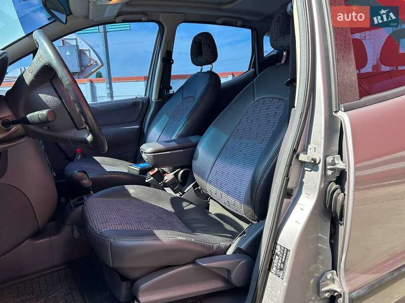 Хэтчбек Mercedes-Benz A-Class 2000 в Киеве