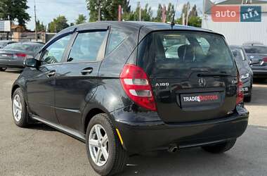 Хэтчбек Mercedes-Benz A-Class 2006 в 
