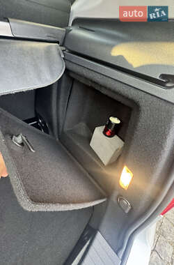 Хэтчбек Mercedes-Benz A-Class 2011 в 