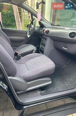 Хэтчбек Mercedes-Benz A-Class 2000 в 