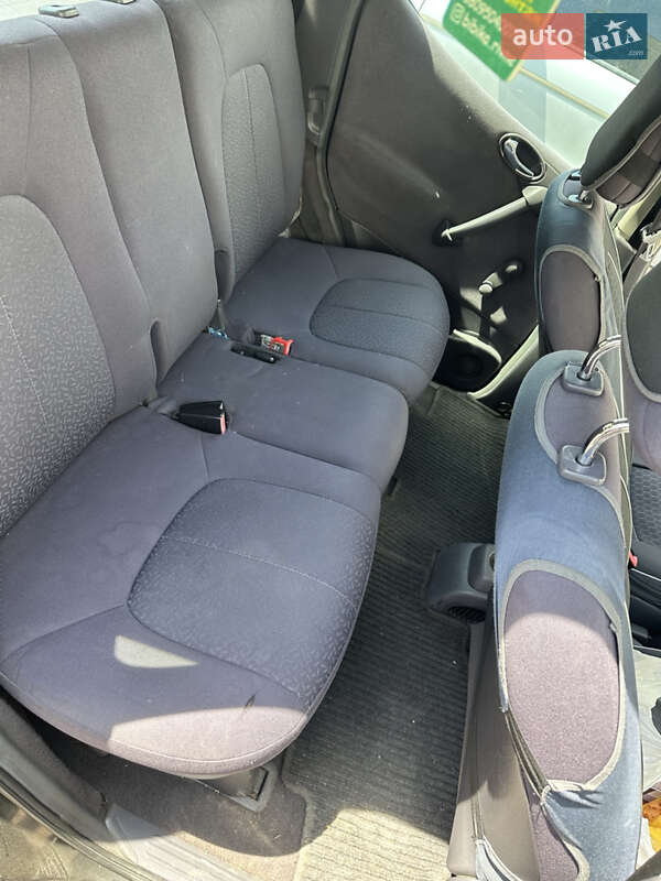 Хетчбек Mercedes-Benz A-Class 2000 в Рівному фото 11 Хетчбек Mercedes-Benz A-Class 2000 в Рівному