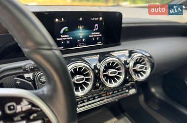 Седан Mercedes-Benz A-Class 2019 в 