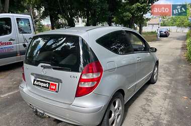 Хетчбек Mercedes-Benz A-Class 2005 в 