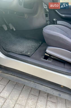Хэтчбек Mercedes-Benz A-Class 2001 в 