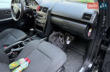 Хэтчбек Mercedes-Benz A-Class 2010 в 