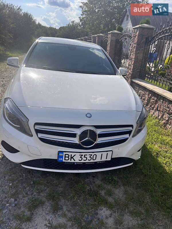 Хэтчбек Mercedes-Benz A-Class 2013 в Хмельницком