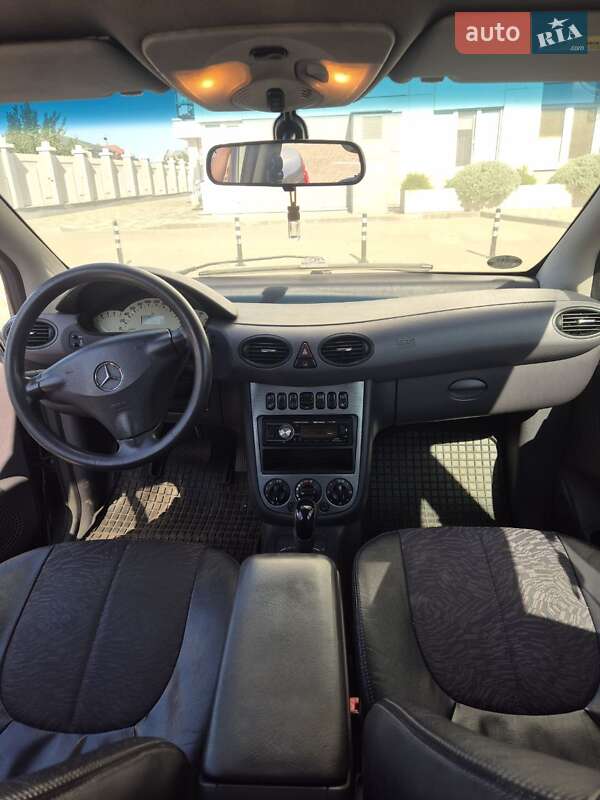 Хэтчбек Mercedes-Benz A-Class 2004 в Одессе