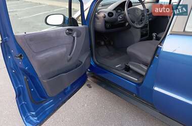Хэтчбек Mercedes-Benz A-Class 2001 в 