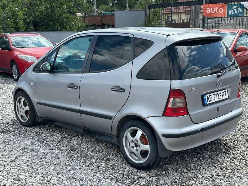 Хетчбек Mercedes-Benz A-Class 2000 в Дніпрі