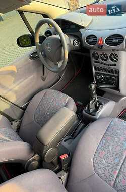Хэтчбек Mercedes-Benz A-Class 1999 в 