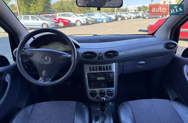 Хэтчбек Mercedes-Benz A-Class 2005 в 