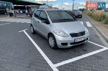 Хэтчбек Mercedes-Benz A-Class 2005 в 