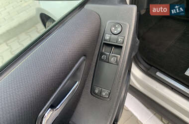 Хэтчбек Mercedes-Benz A-Class 2005 в 