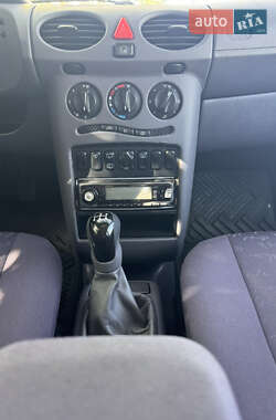 Хэтчбек Mercedes-Benz A-Class 2000 в 