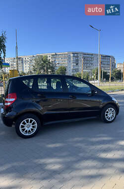 Хэтчбек Mercedes-Benz A-Class 2005 в 