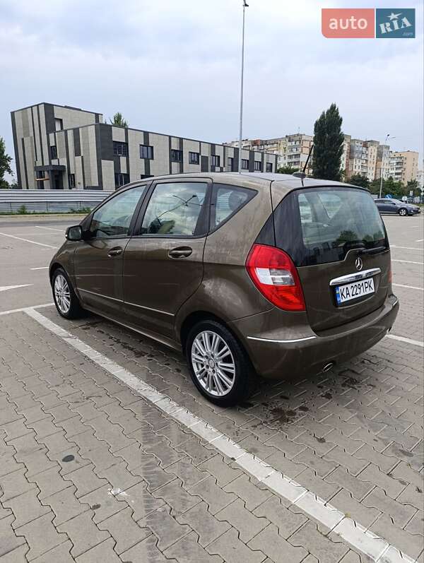 Хэтчбек Mercedes-Benz A-Class 2009 в Киеве
