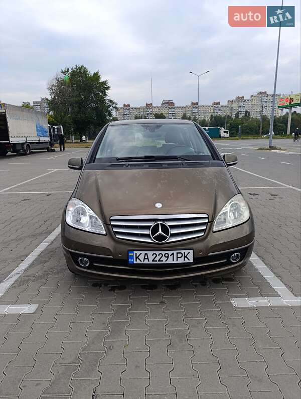 Хэтчбек Mercedes-Benz A-Class 2009 в Киеве