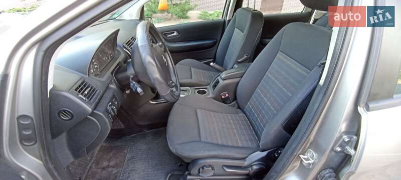 Хэтчбек Mercedes-Benz A-Class 2006 в Киеве