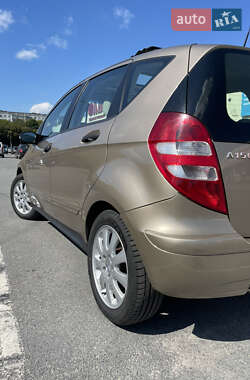 Хэтчбек Mercedes-Benz A-Class 2008 в 