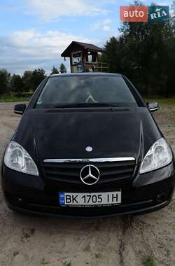 Хэтчбек Mercedes-Benz A-Class 2008 в 