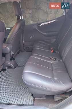 Хэтчбек Mercedes-Benz A-Class 2004 в 