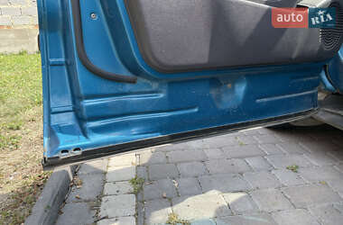 Хэтчбек Mercedes-Benz A-Class 2001 в 