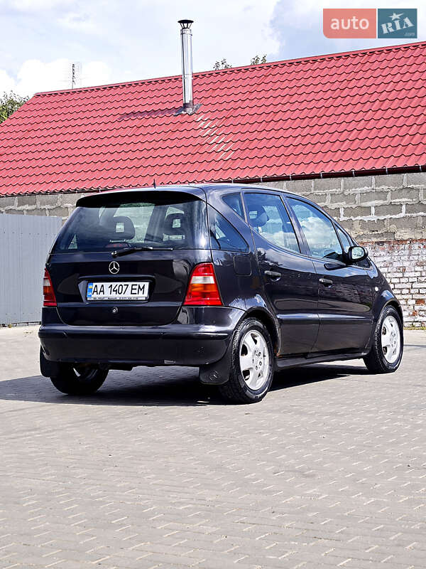 Хэтчбек Mercedes-Benz A-Class 2000 в Малине