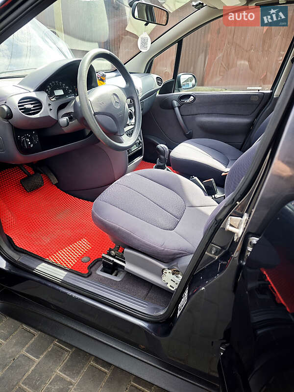 Хэтчбек Mercedes-Benz A-Class 2000 в Малине