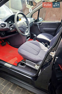Хетчбек Mercedes-Benz A-Class 2000 в 