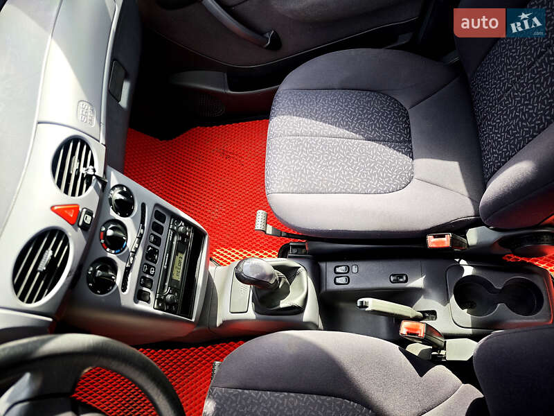 Хэтчбек Mercedes-Benz A-Class 2000 в Малине