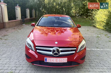 Хетчбек Mercedes-Benz A-Class 2014 в 