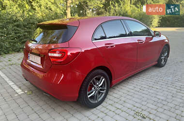 Хетчбек Mercedes-Benz A-Class 2014 в 