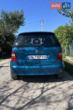 Хэтчбек Mercedes-Benz A-Class 2000 в 