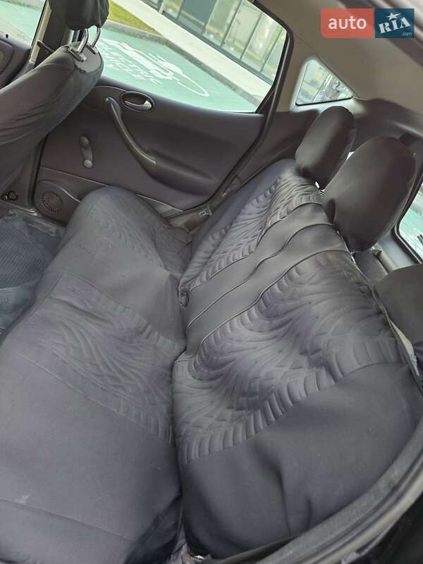 Хетчбек Mercedes-Benz A-Class 2001 в Сваляві