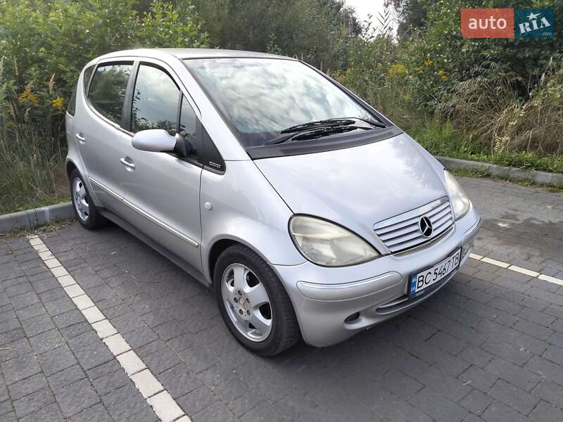 Хэтчбек Mercedes-Benz A-Class 2002 в 