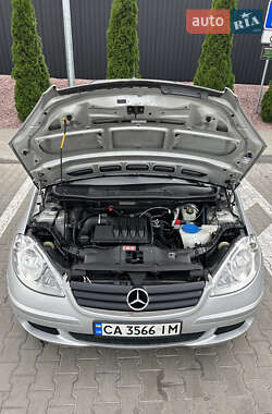 Хэтчбек Mercedes-Benz A-Class 2005 в 