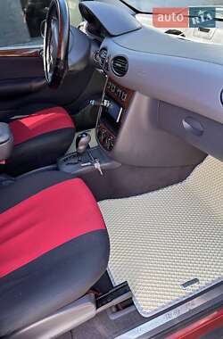 Хэтчбек Mercedes-Benz A-Class 2002 в 