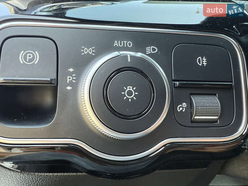 Седан Mercedes-Benz A-Class 2021 в Одессе