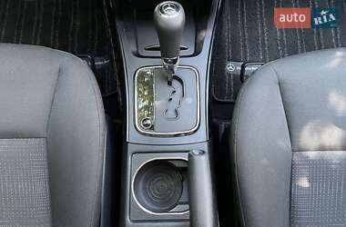 Хэтчбек Mercedes-Benz A-Class 2010 в 