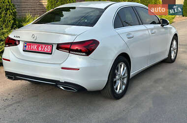 Седан Mercedes-Benz A-Class 2019 в 